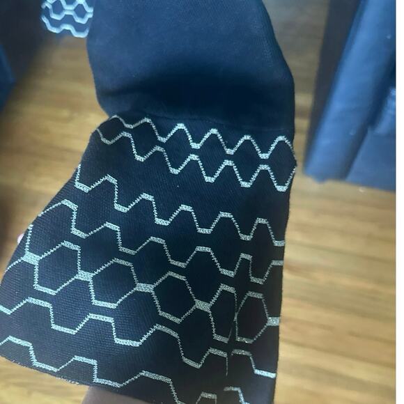 Nina Leonard Black Knit Dress w/ Scalloped Neckline & Bell Sleeves – Size M - Picture 5 of 7